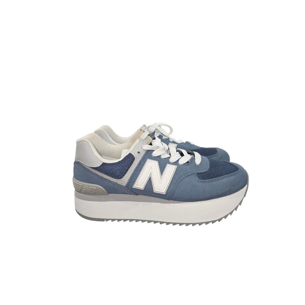 New Balance Wmns 574+ Indigo Low top Platform Sneaker a suede and mesh upper